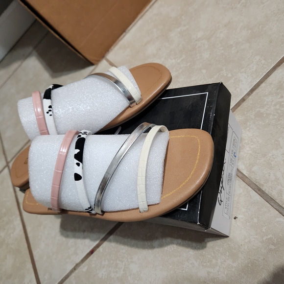 Stylish Women's Sandals - Pink, White, and Black - Picture 1 of 2